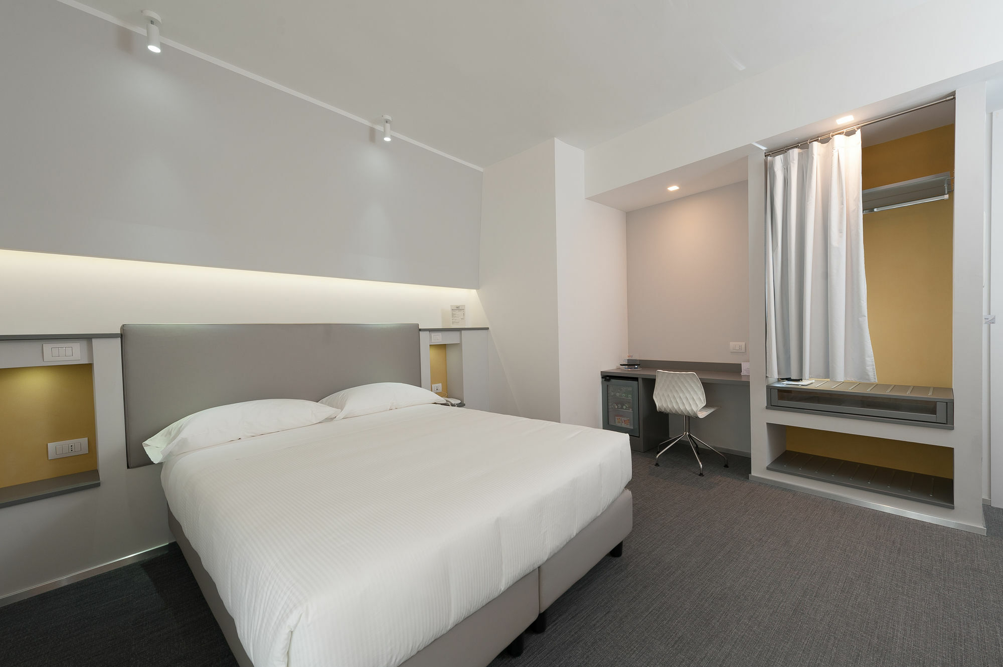Executive Inn Boutique Hotel Brindisi Eksteriør billede